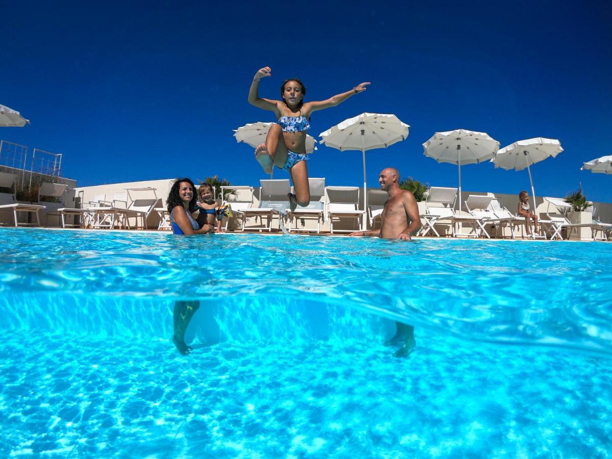 Nautilus Family 4*