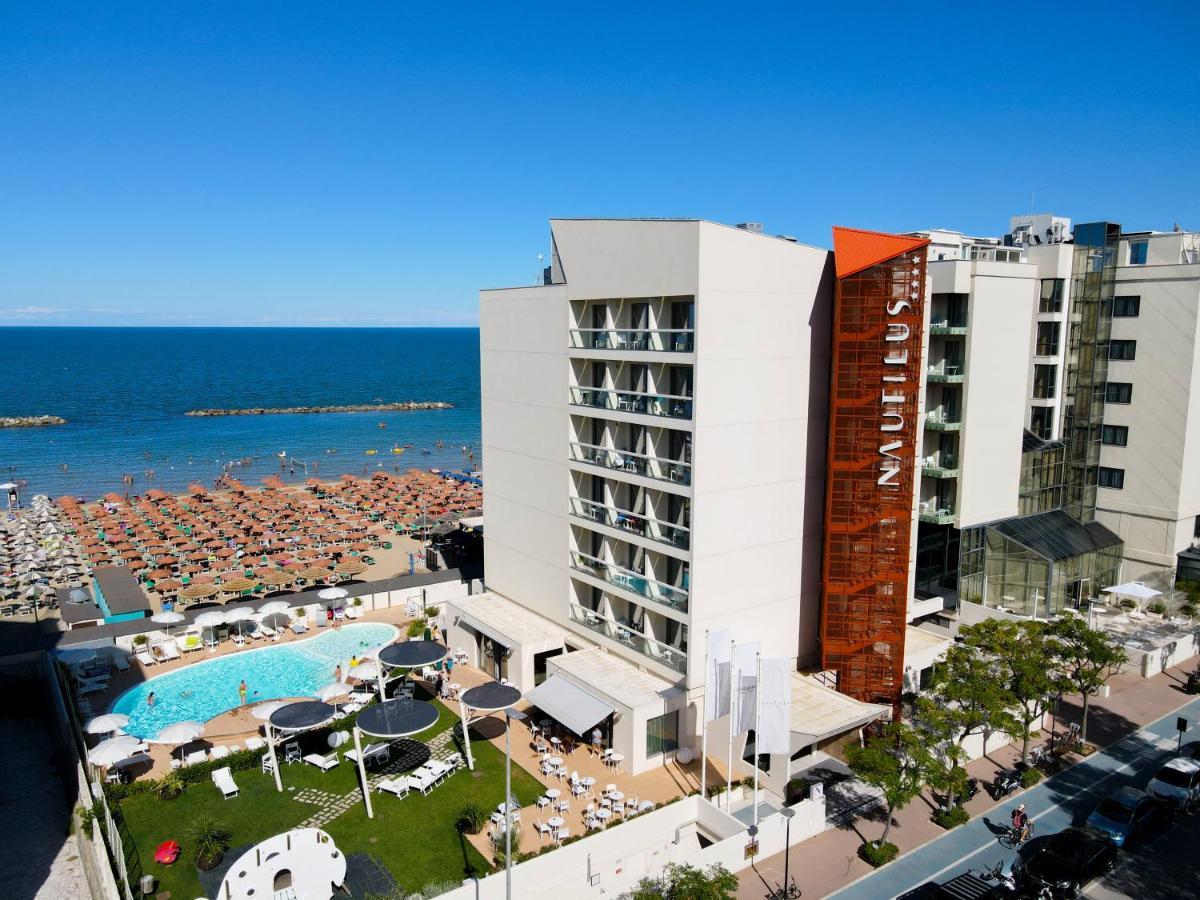 Nautilus Family Hotel