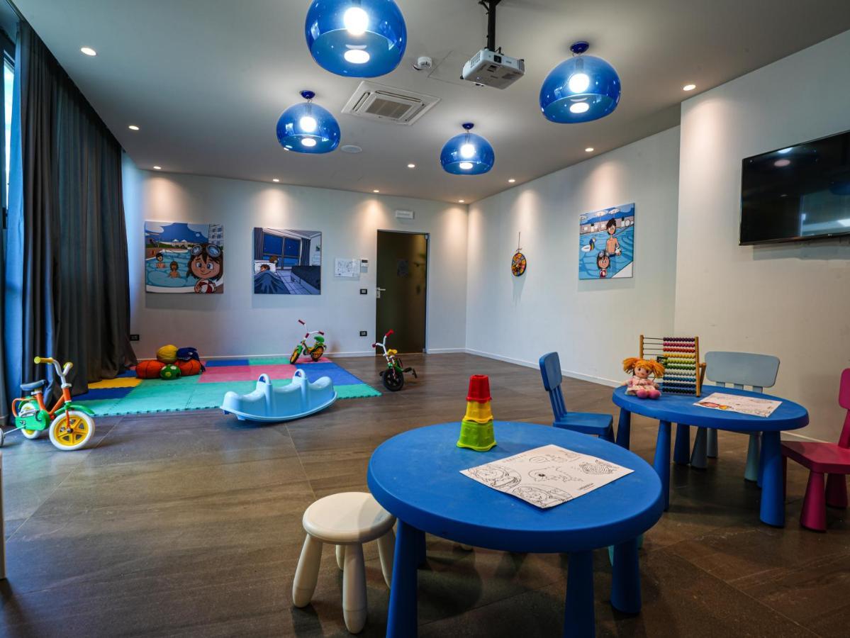 Nautilus Family 4* Pesaro