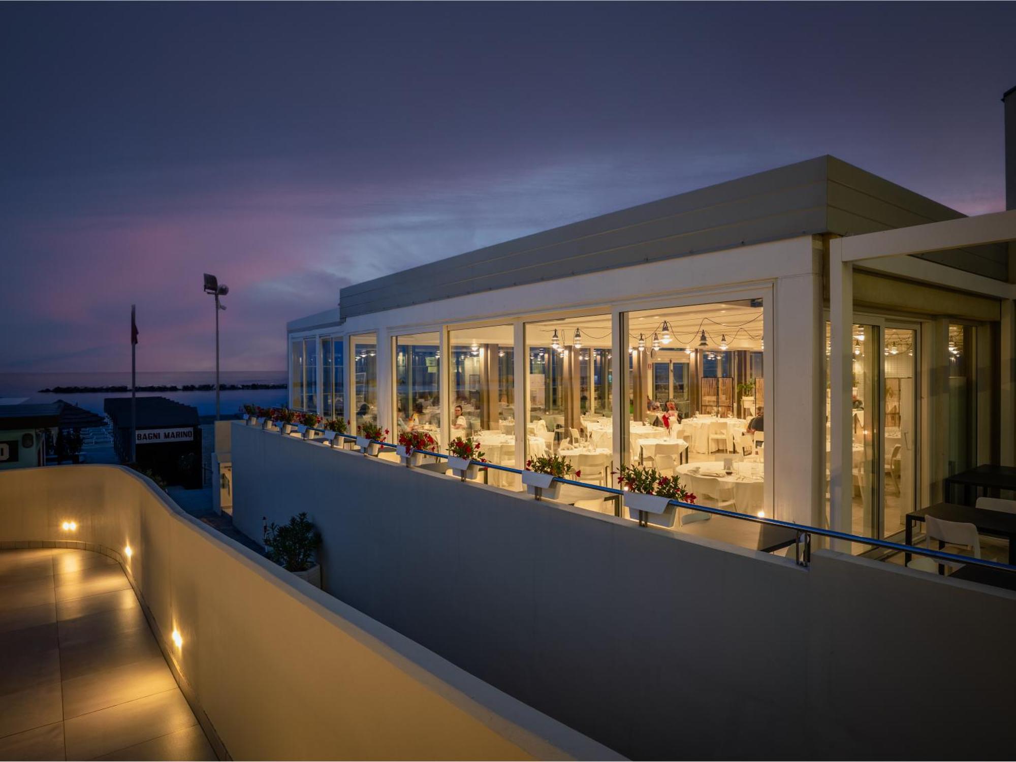 Nautilus Family Hotel