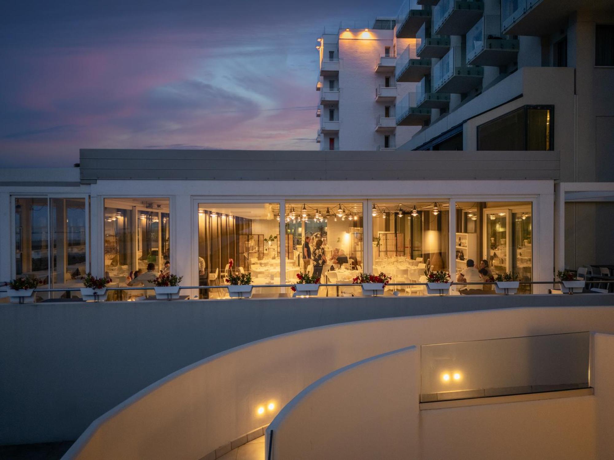 Nautilus Family 4* Pesaro